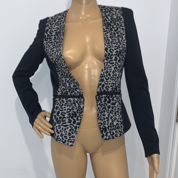 Rebecca Taylor Black Wool Animal Print Collarless Removable Peplum Jacket Size 2 - Picture 2 of 14